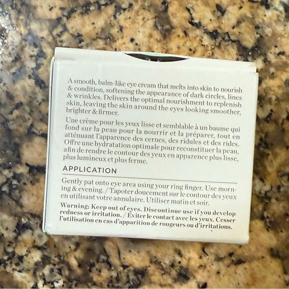 Perricone MD ESSENTIAL FX ACYL-GLUTATHIONE
Smoothing Brightening Under-Eye Cream - Picture 5 of 7